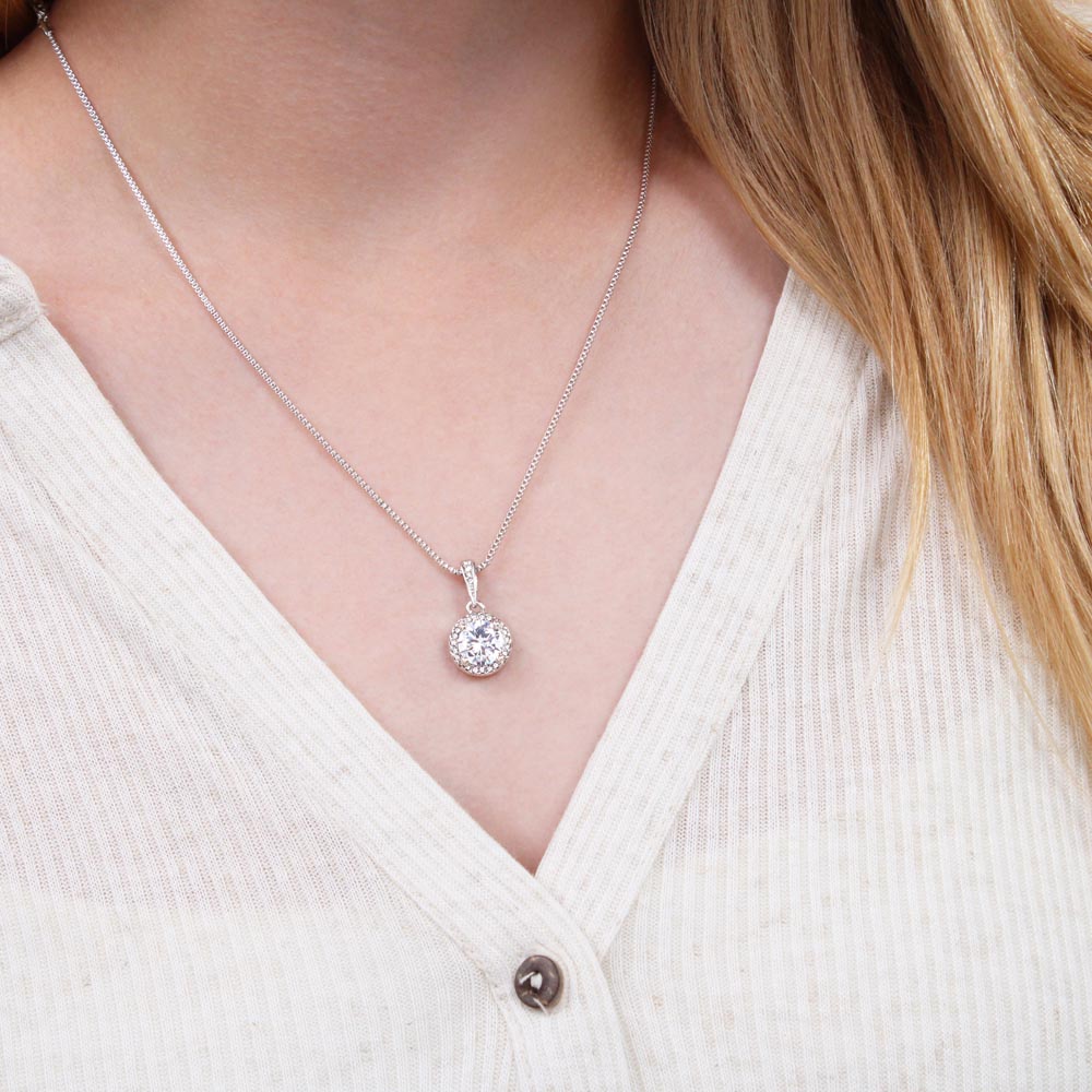 To My Soulmate – Forever Circle Necklace Symbolizing Eternal Love