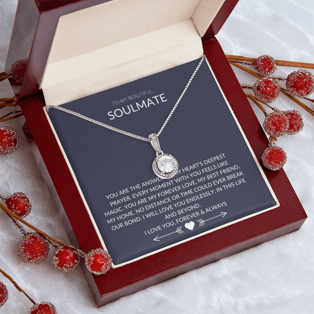 To My Soulmate – Forever Circle Necklace Symbolizing Eternal Love