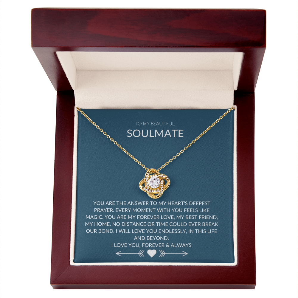 Soulmate Gift – Elegant Love Knot Necklace