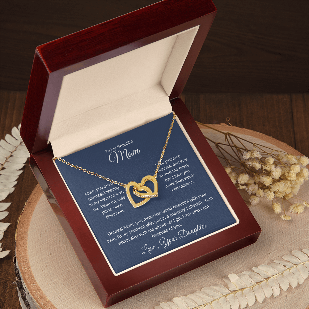 Mom Jewelry Gift – Elegant Heart Pendant That Says “I Love You”