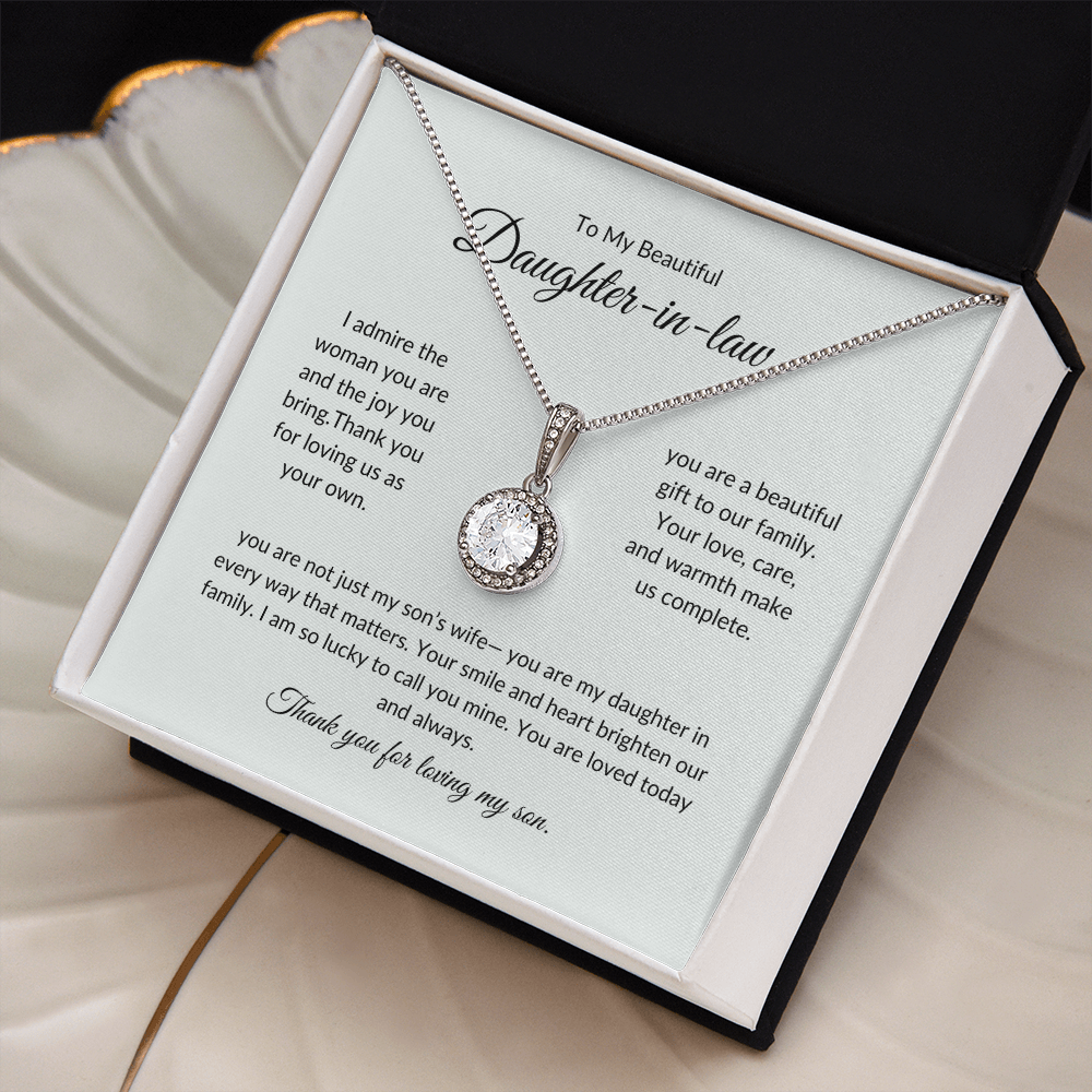 Daughter-in-Law Gift – Elegant Pendant Necklace for Special Moments