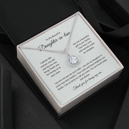 Daughter-in-Law Gift – Elegant Pendant Necklace for Special Moments