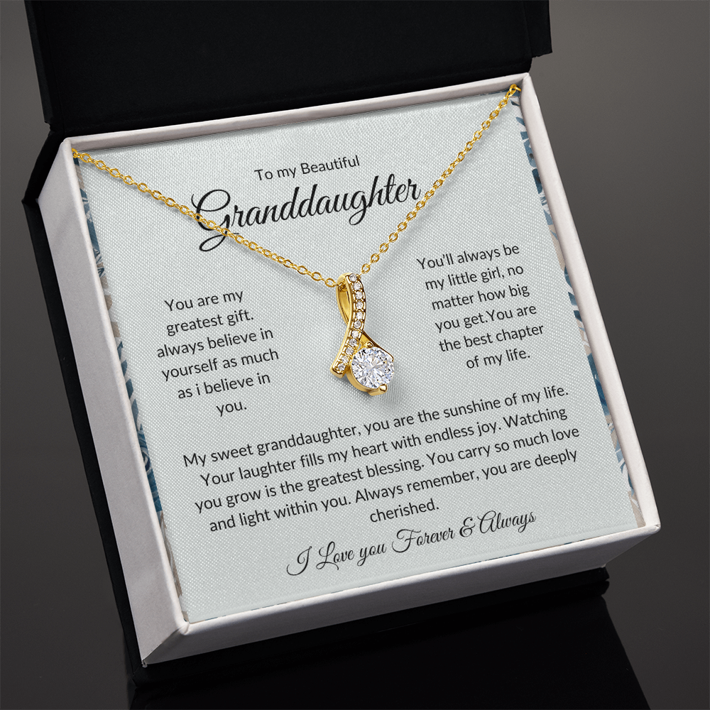 Granddaughter Necklace Gift – Stylish Jewelry with Heartfelt Note