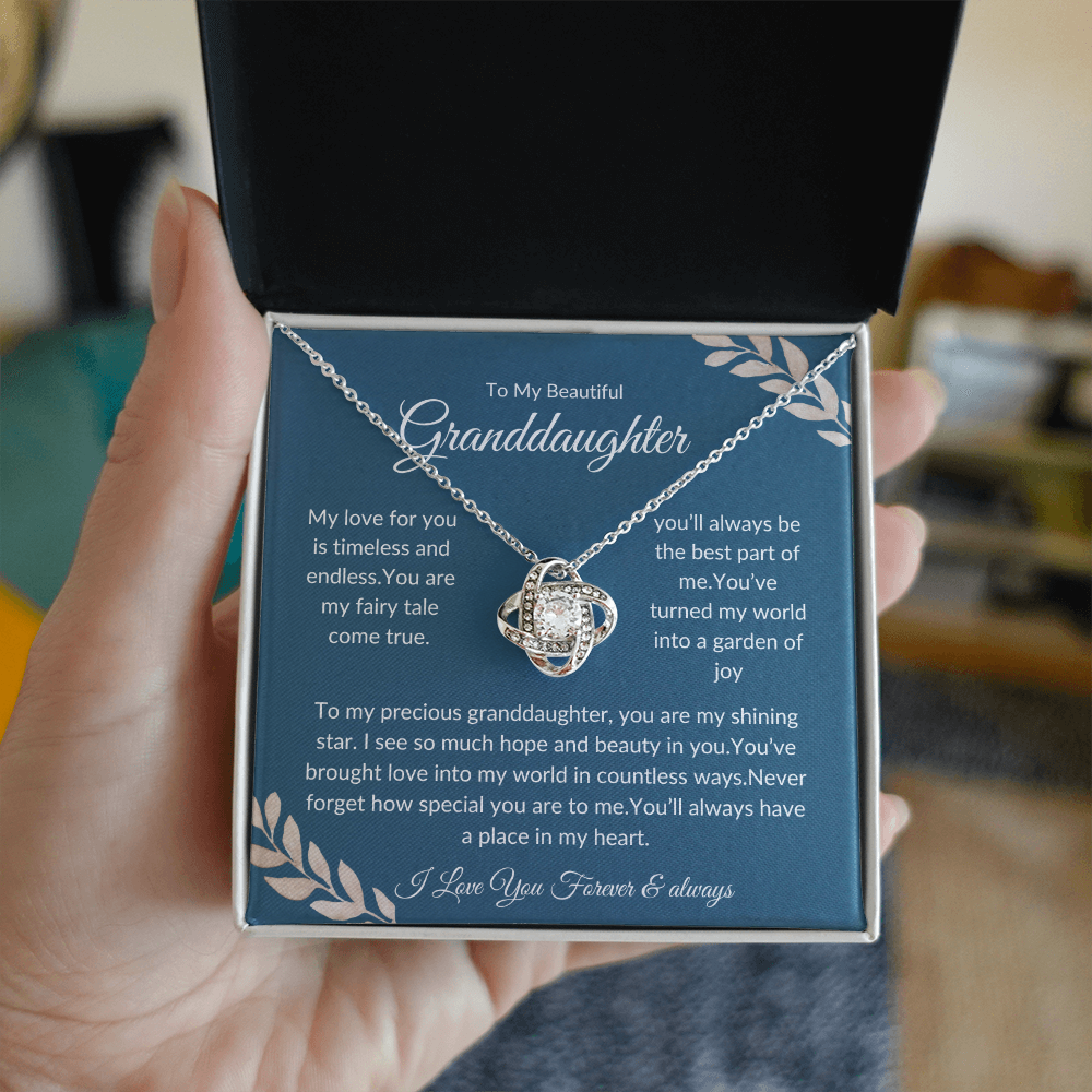To My Granddaughter – Elegant Pendant Necklace with Love Note