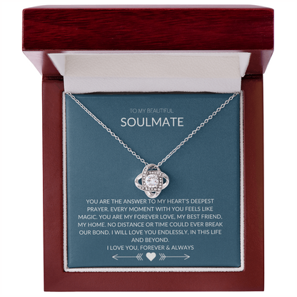 Soulmate Gift – Elegant Love Knot Necklace