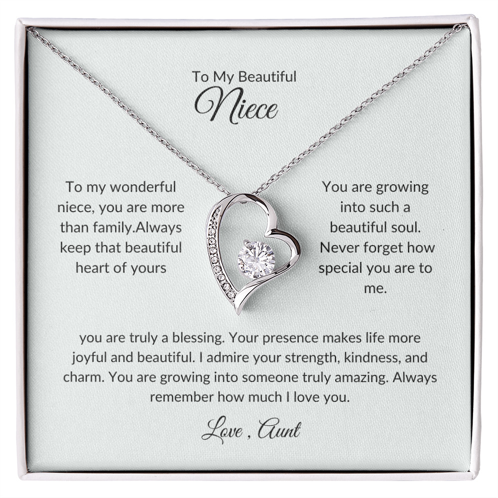 To My Niece – Sparkling Heart Necklace with Special Message