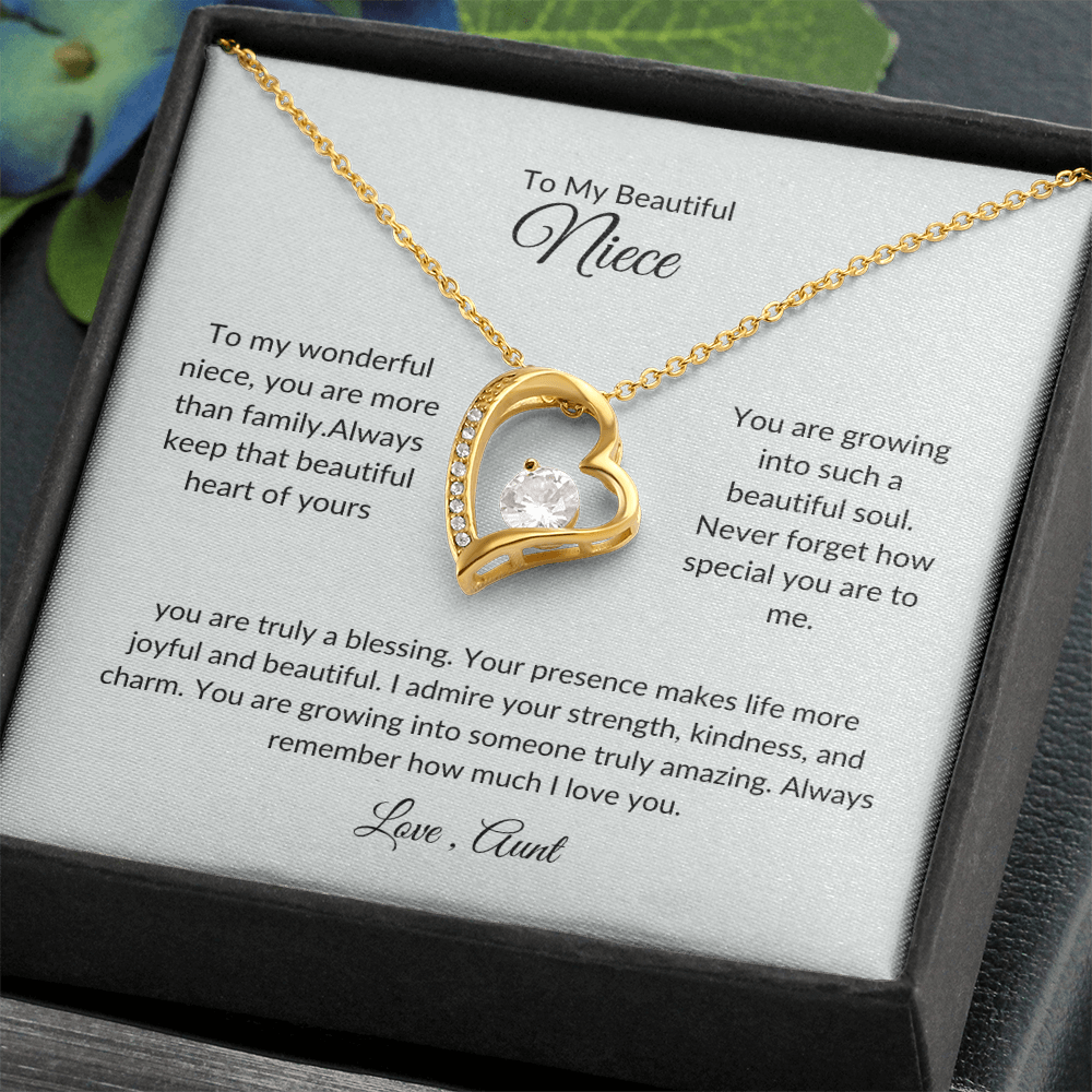 To My Niece – Sparkling Heart Necklace with Special Message